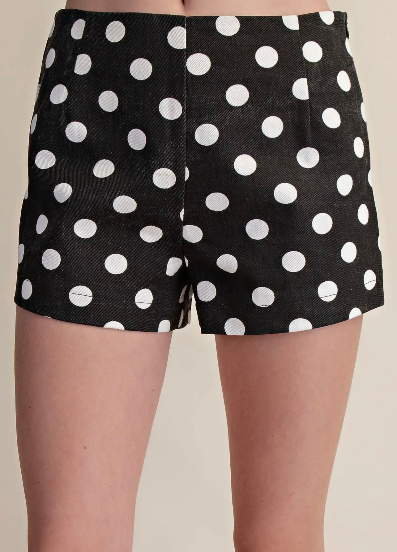 Uptown Girl Shorts - black