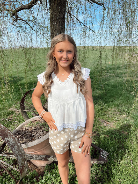 Uptown Girl Shorts - tan