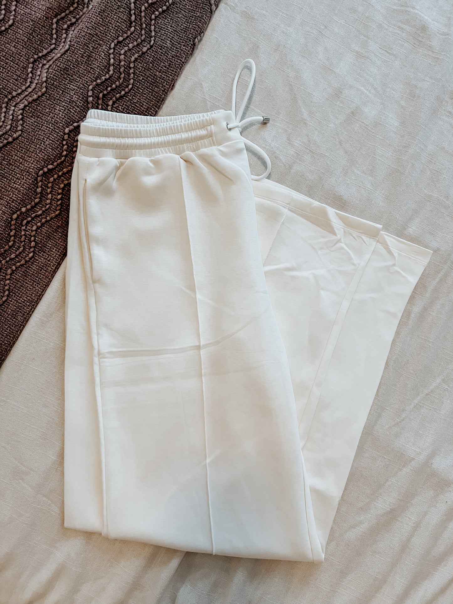 Pheobe Sweatpants - White
